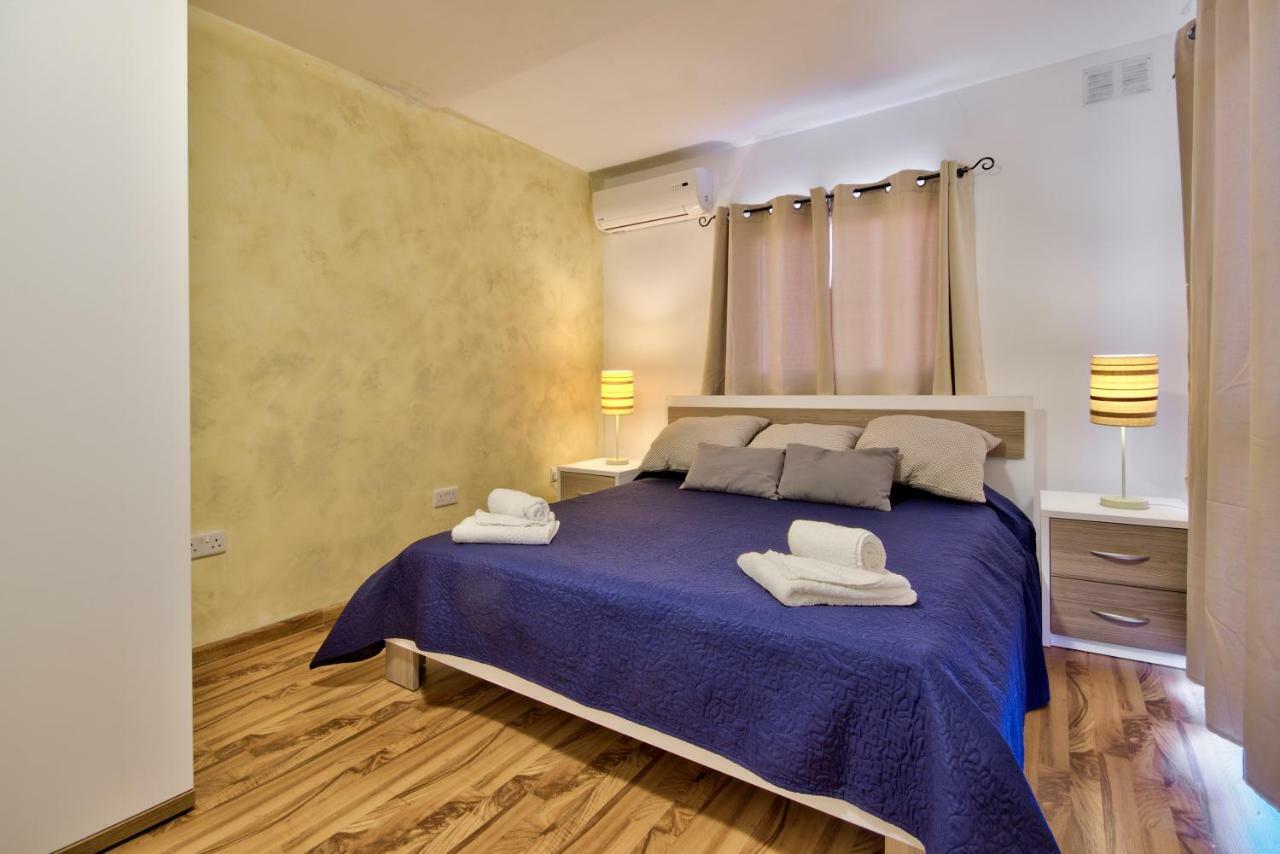 Spinola Court - Stunning Seaview Apartment & Penthouse On Spinola Bay By Shortletsmalta Saint Julian's ภายนอก รูปภาพ