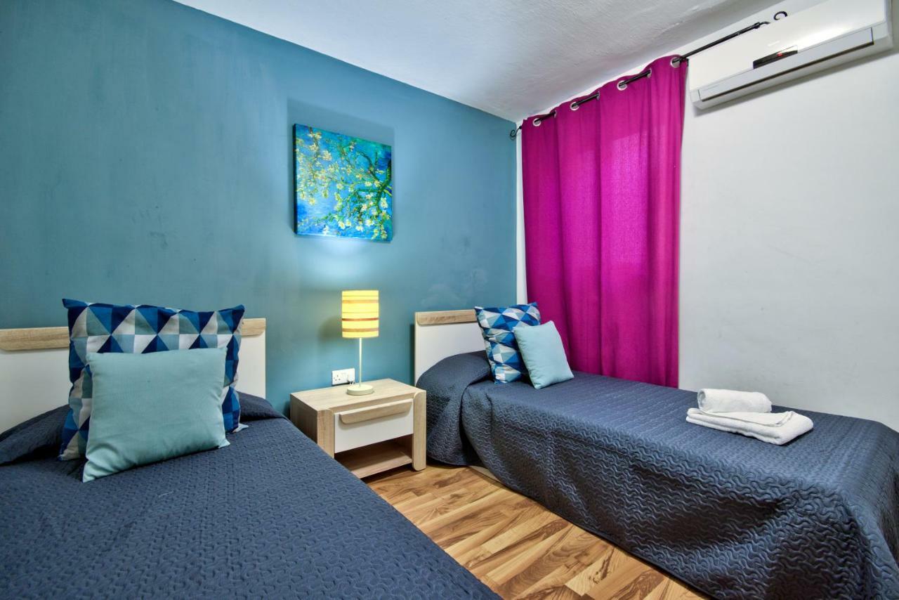 Spinola Court - Stunning Seaview Apartment & Penthouse On Spinola Bay By Shortletsmalta Saint Julian's ภายนอก รูปภาพ